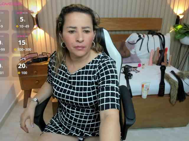 luciana-ballesteros webcam