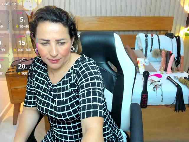 luciana-ballesteros webcam