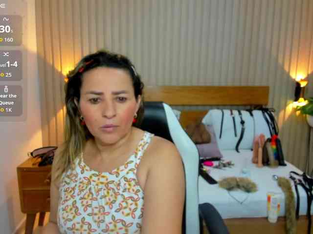 luciana-ballesteros webcam
