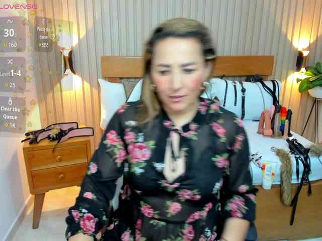 luciana-ballesteros webcam