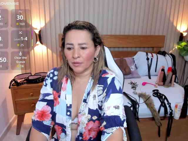 luciana-ballesteros webcam
