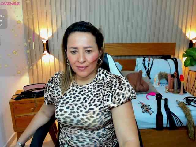 luciana-ballesteros webcam