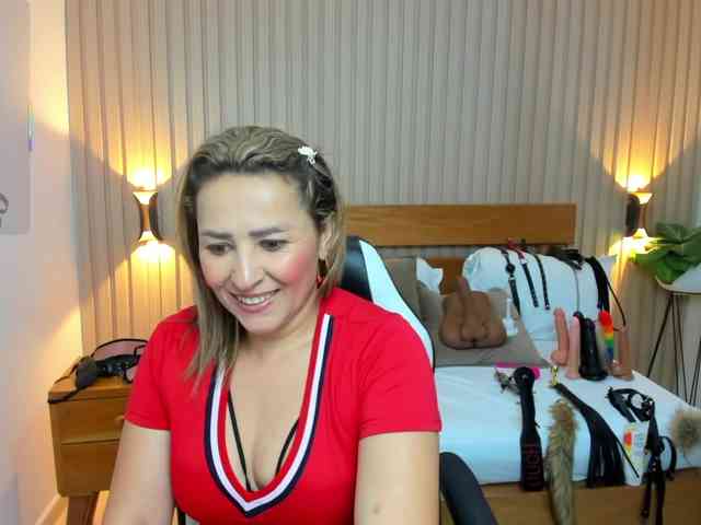 luciana-ballesteros webcam