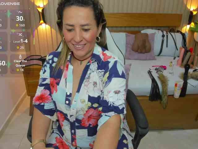 luciana-ballesteros webcam