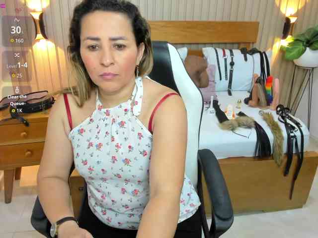 luciana-ballesteros webcam