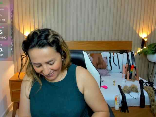 luciana-ballesteros webcam