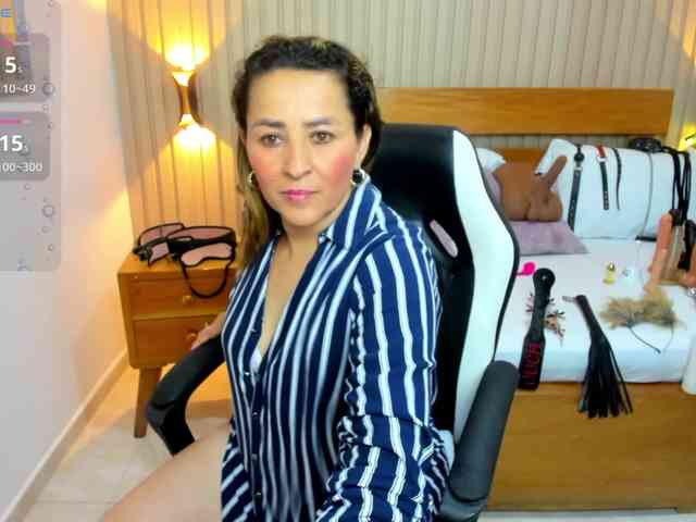 luciana-ballesteros webcam