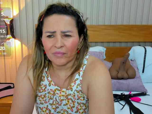 luciana-ballesteros webcam