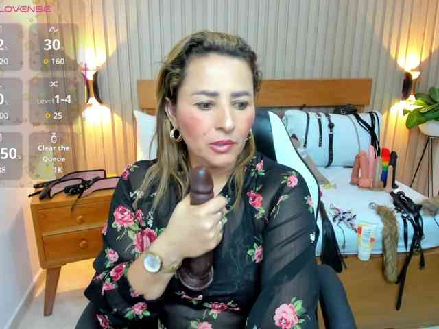 luciana-ballesteros webcam