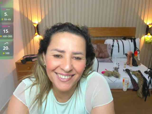 luciana-ballesteros webcam