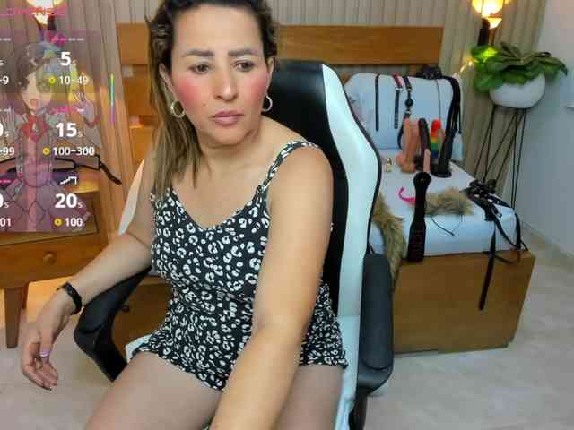 luciana-ballesteros webcam