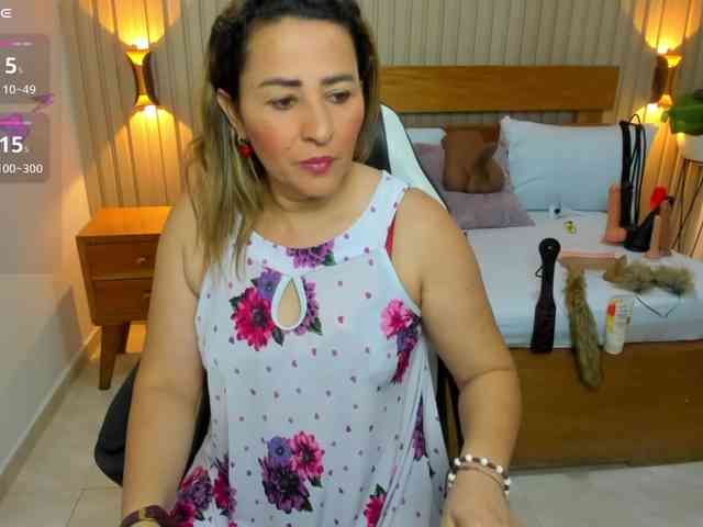 luciana-ballesteros webcam