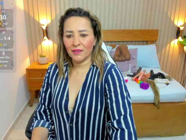 luciana-ballesteros webcam
