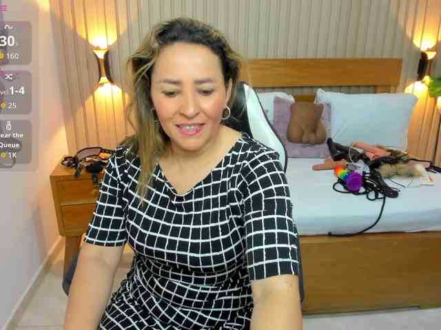 luciana-ballesteros webcam