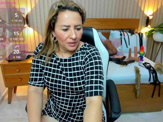 luciana-ballesteros webcam