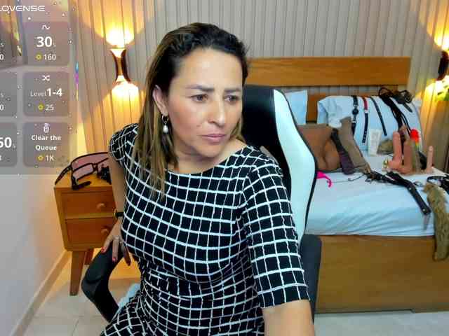 luciana-ballesteros webcam