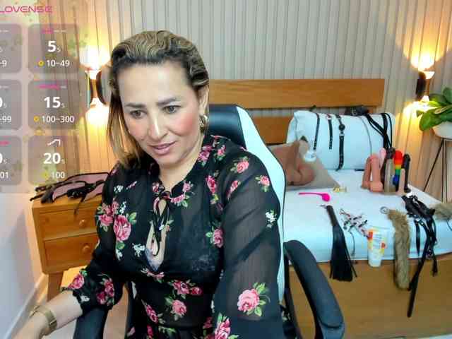 luciana-ballesteros webcam