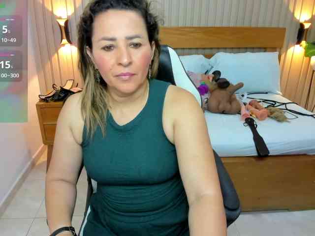 luciana-ballesteros webcam