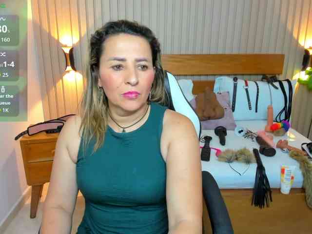 luciana-ballesteros webcam