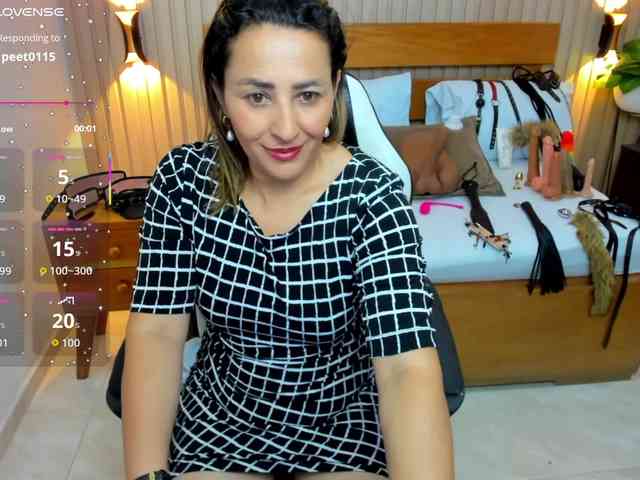 luciana-ballesteros webcam