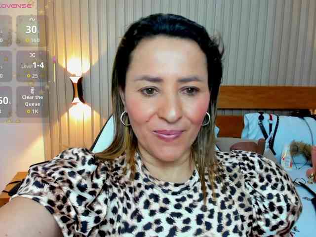 luciana-ballesteros webcam