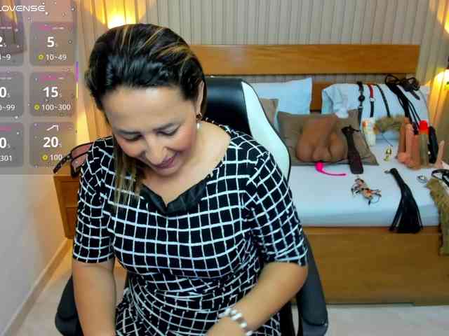 luciana-ballesteros webcam