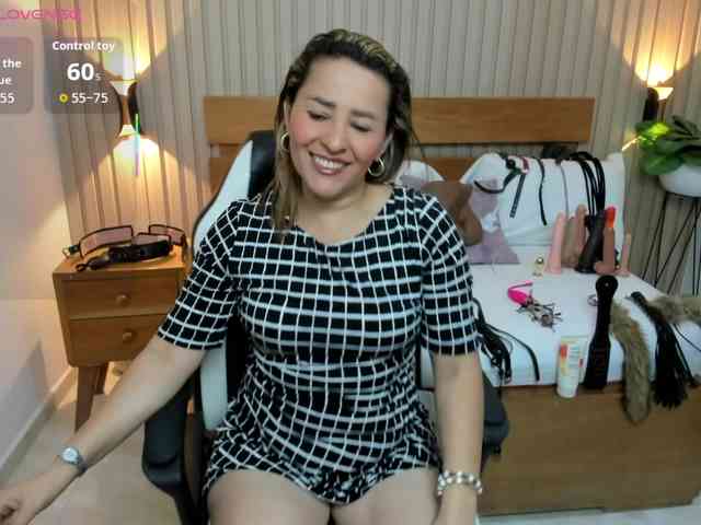 luciana-ballesteros webcam