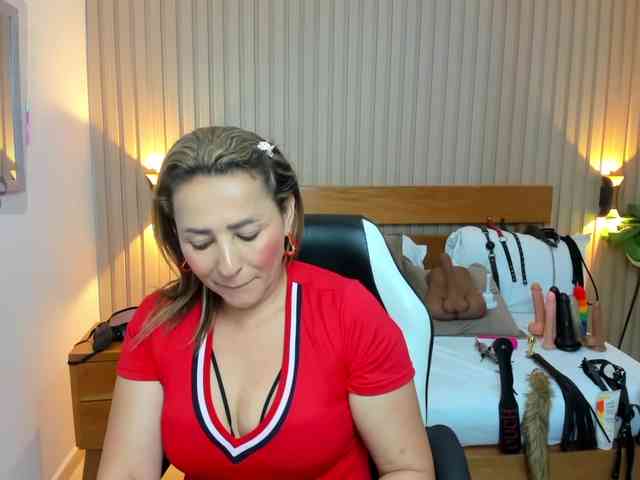 luciana-ballesteros webcam