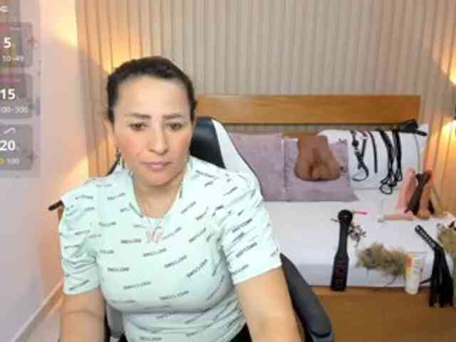 luciana-ballesteros webcam