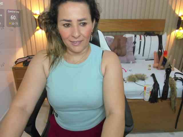 luciana-ballesteros webcam