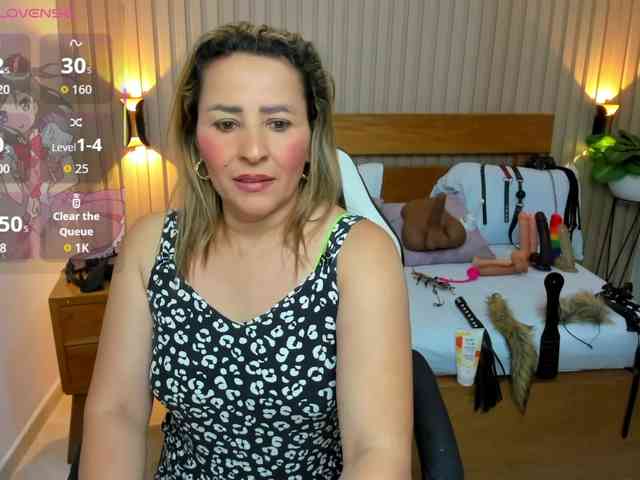 luciana-ballesteros webcam