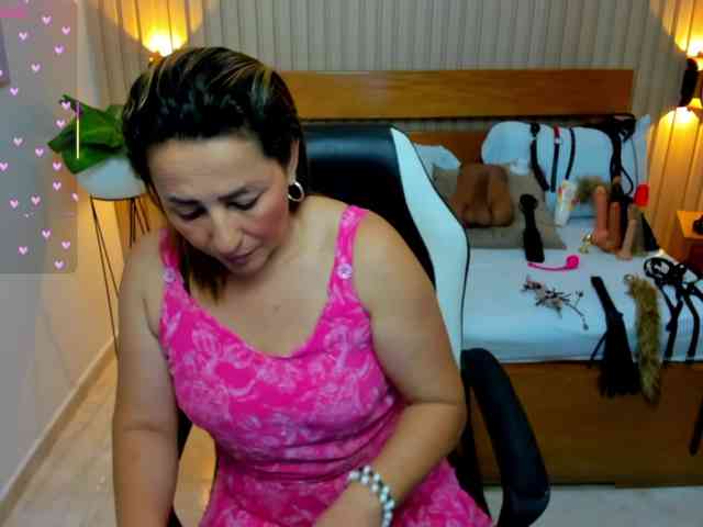 luciana-ballesteros webcam