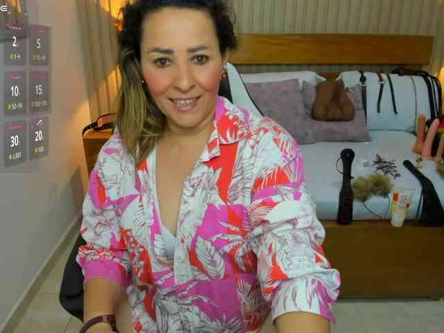luciana-ballesteros webcam