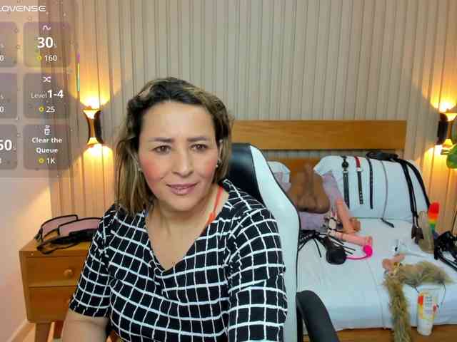 luciana-ballesteros webcam
