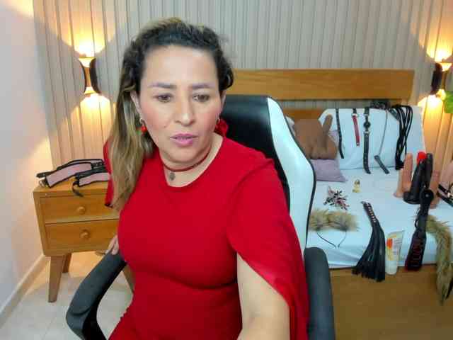 luciana-ballesteros webcam