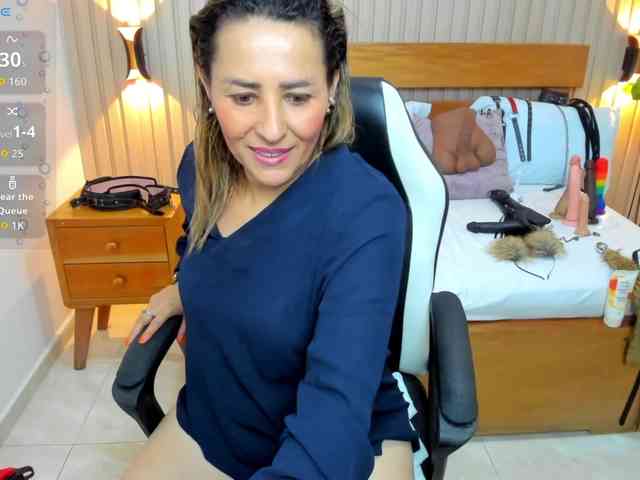luciana-ballesteros webcam