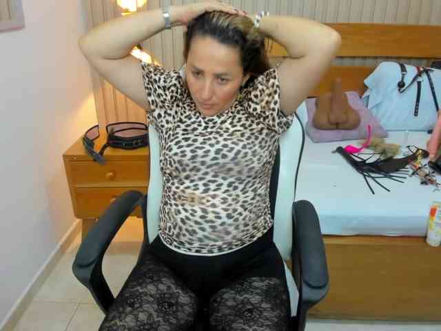 luciana-ballesteros webcam