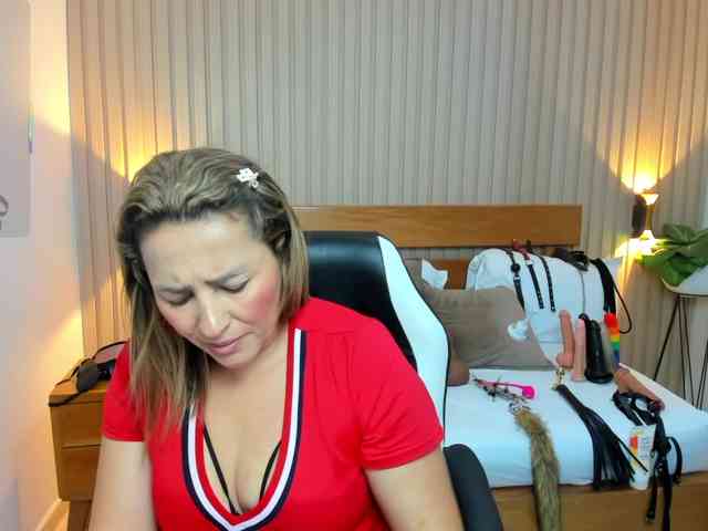 luciana-ballesteros webcam