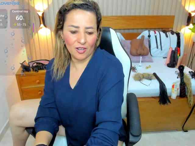 luciana-ballesteros webcam