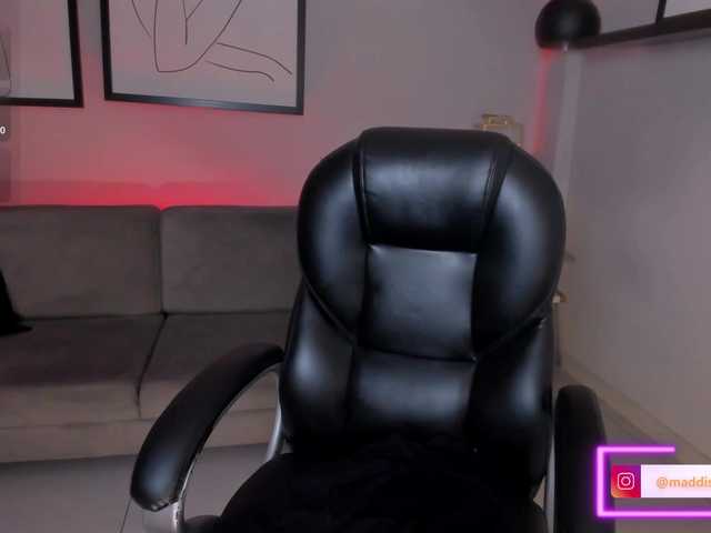 MaddisonCollins's BongaCams show and profile