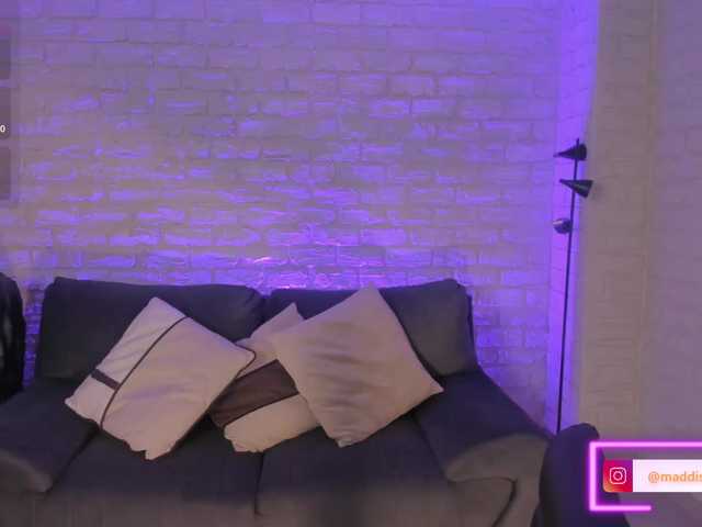 MaddisonCollins live cam on BongaCams