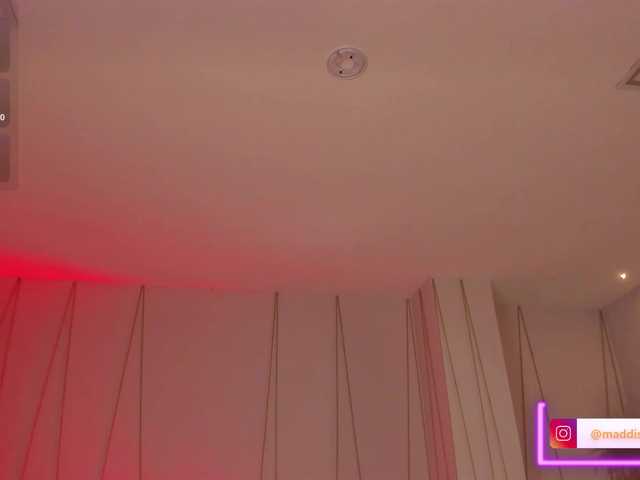 MaddisonCollins live webcam show