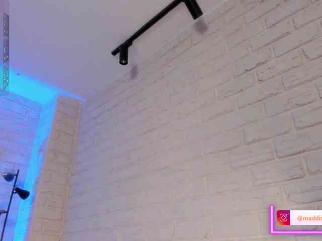 MaddisonCollins Live Webcam on BongaCams