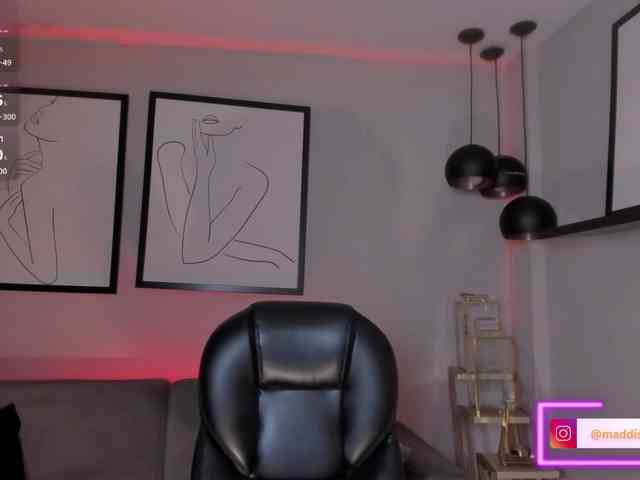 MaddisonCollins webcam