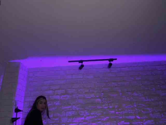 MaddisonCollins webcam