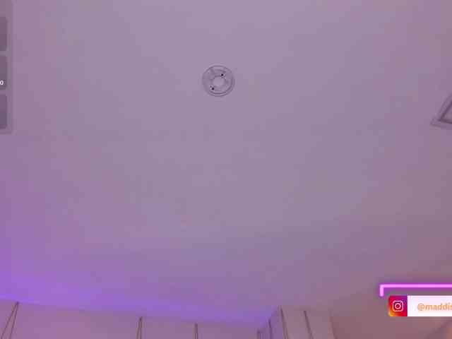 MaddisonCollins webcam