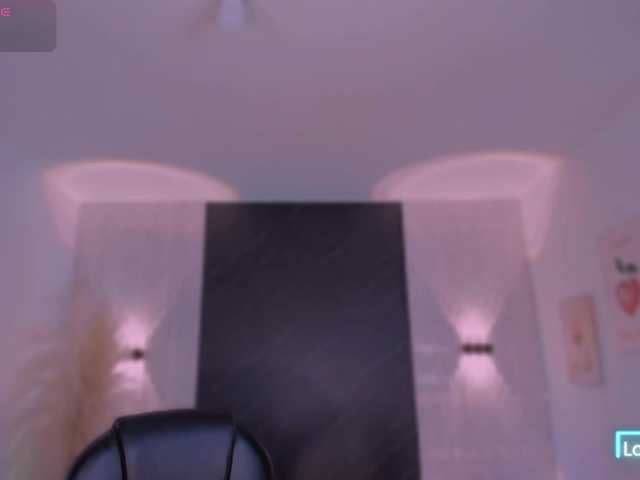 IvyJones1 live cam on BongaCams