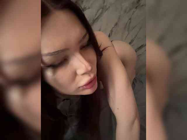 misssurprizisss Live Webcam on BongaCams