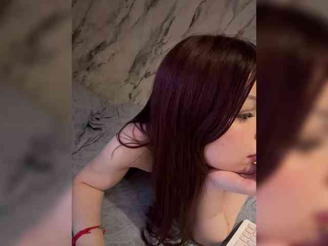 misssurprizisss Live Webcam on BongaCams