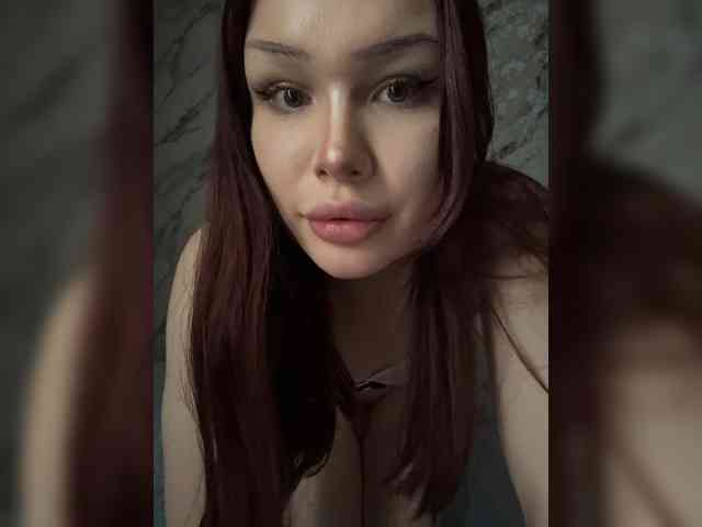 misssurprizisss Live Webcam on BongaCams